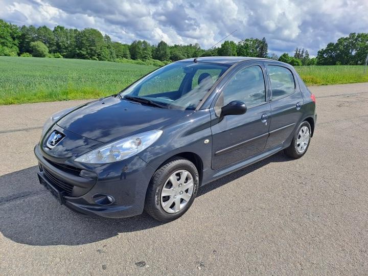 Jak wymienić linkę sprzęgła Peugeot 206
