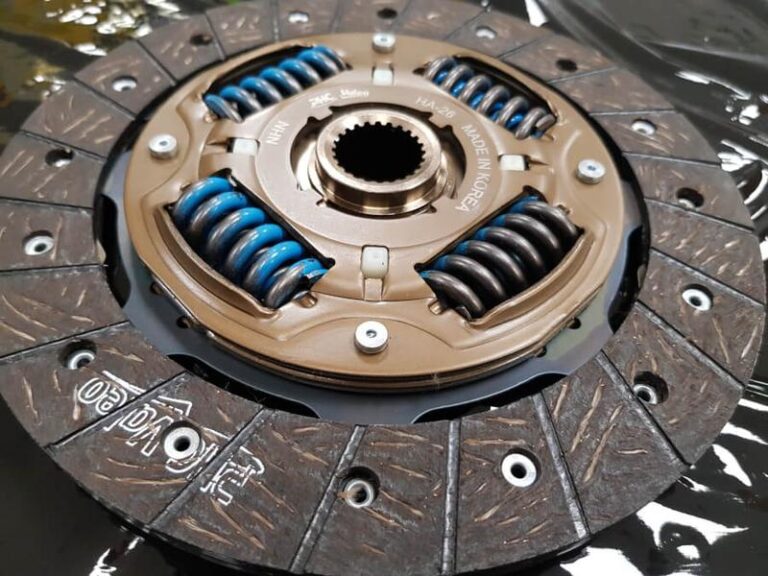 Jak dobrać odpowiednią grubość tarczy sprzęgła do swojego pojazdu?