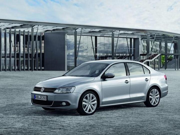 Ekologiczne napędy i hybryda Jetta