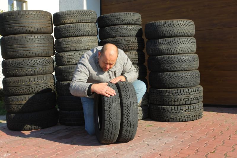 Bezpieczeństwo jazdy a wyząbkowane opony