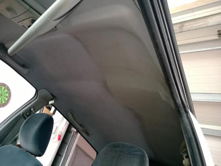 Najlepsze środki do czyszczenia podsufitki