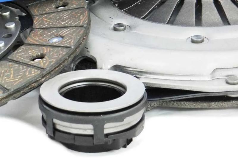Objawy uszkodzenia łożyska dociskowego sprzęgła