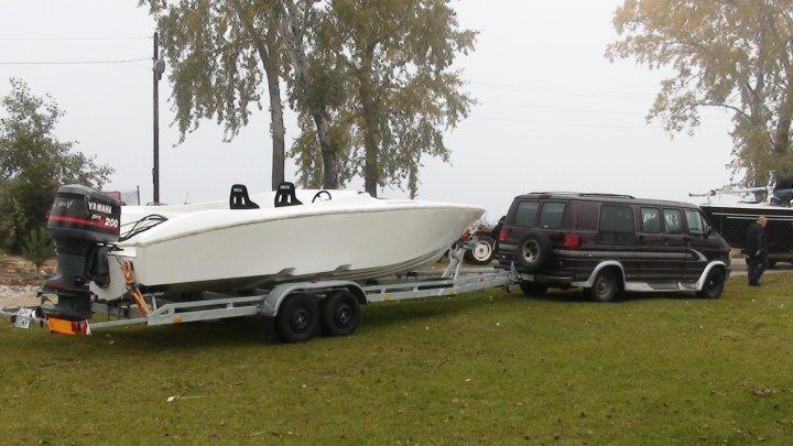 Przygotowanie samochodu do transportu silnika