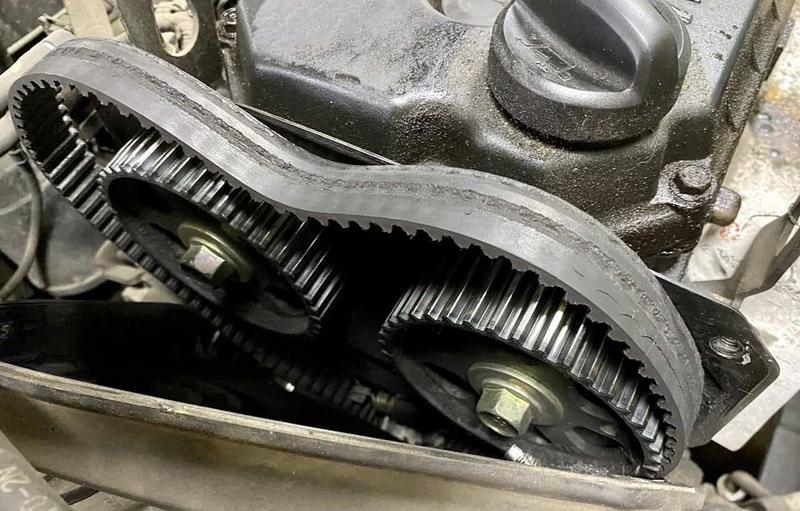 Kiedy warto pomyśleć o wymianie paska rozrządu – kluczowe informacje o przebiegu