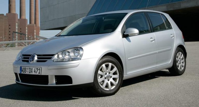 Volkswagen Golf 5: Jaki silnik wybrać, aby cieszyć się najlepszymi osiągami?