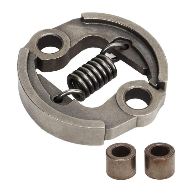 Co warto regularnie wymieniać w samochodzie, aby cieszyć się bezpieczną jazdą?