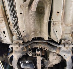 Katalizator a moc silnika – jak wpływa na osiągi pojazdu?