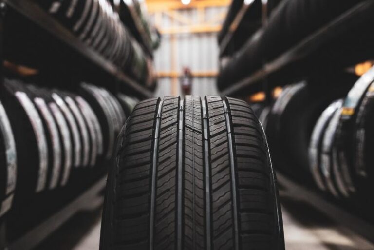 Optymalne ciśnienie w oponach dla Fiat 500 – jak to zadbać?