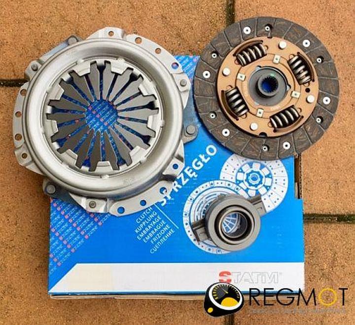 Praktyczny przewodnik: Jak wymienić sprzęgło w Cinquecento 700 krok po kroku