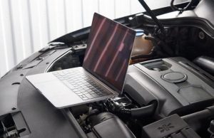 Skuteczne sposoby na usunięcie błędów z komputera w samochodzie