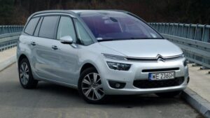 Wybór silnika do Citroena C4 Grand Picasso – co warto wiedzieć?