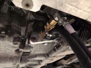 Czy można samemu wymienić olej w samochodzie? Praktyczny przewodnik dla każdego kierowcy