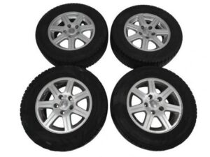 Voyager Opony – Poznaj firmę, która zmienia zasady gry w branży oponiarskiej