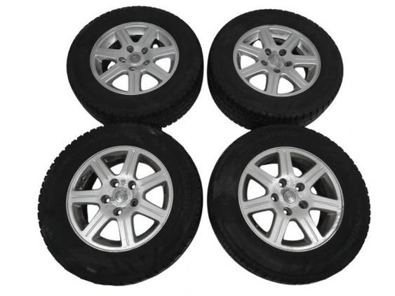 Voyager Opony - Poznaj firmę, która zmienia zasady gry w branży oponiarskiej